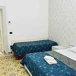 Anas Prime Place Oda ve Kahvaltı 3*