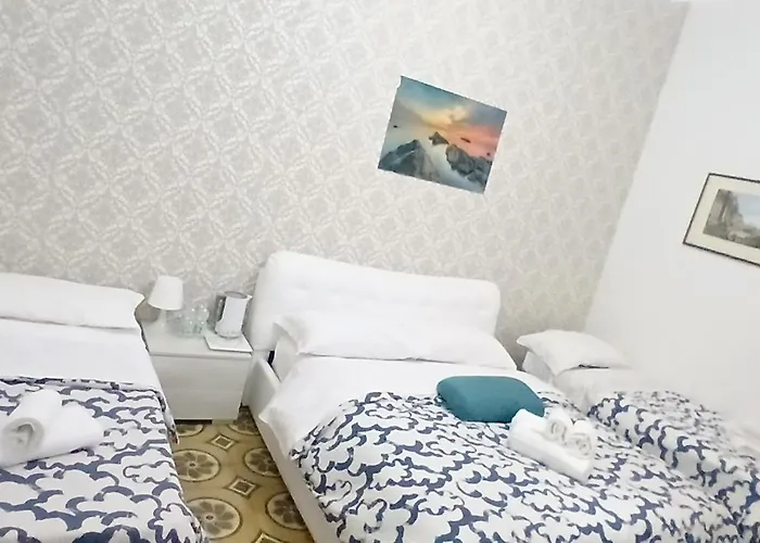 Anas Prime Place Bed & Breakfast 3*