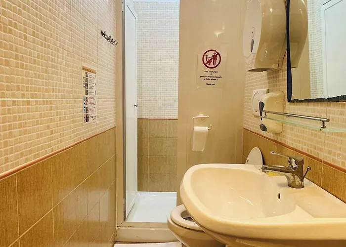 Anas Prime Place Bed and breakfast