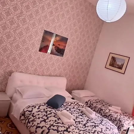 לינה וארוחת בוקר Anas Prime Place רומא